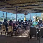 فندق Sunset Village 2*