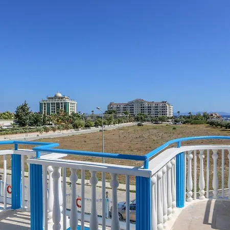 Sunset Village ホテル 2*