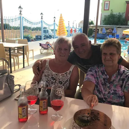 Szálloda Sunset Village