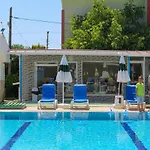 酒店 Sunset Village 迪迪姆