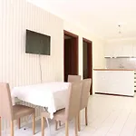 Sunset Village Hotel 2*