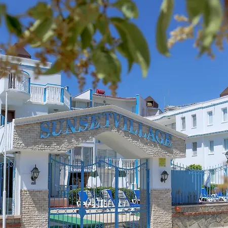 Sunset Village Отель 2*