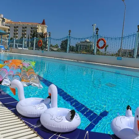 מלון Sunset Village 2*