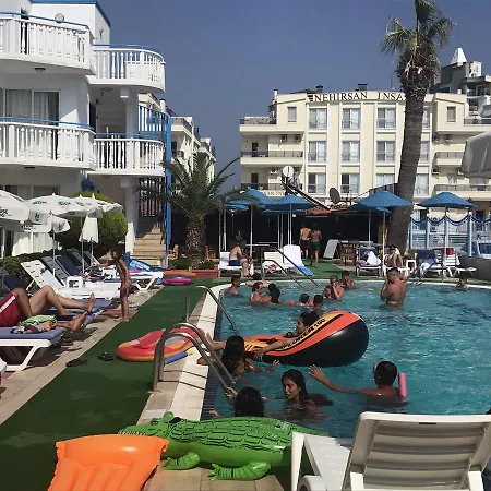 Hotel Sunset Village