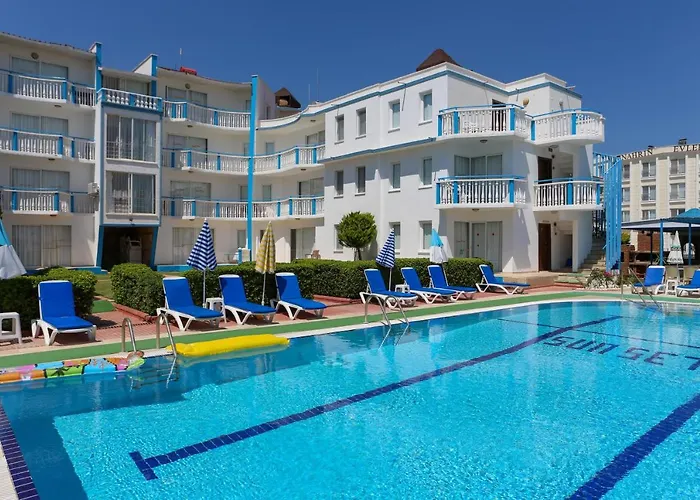 Szálloda Sunset Village 2*